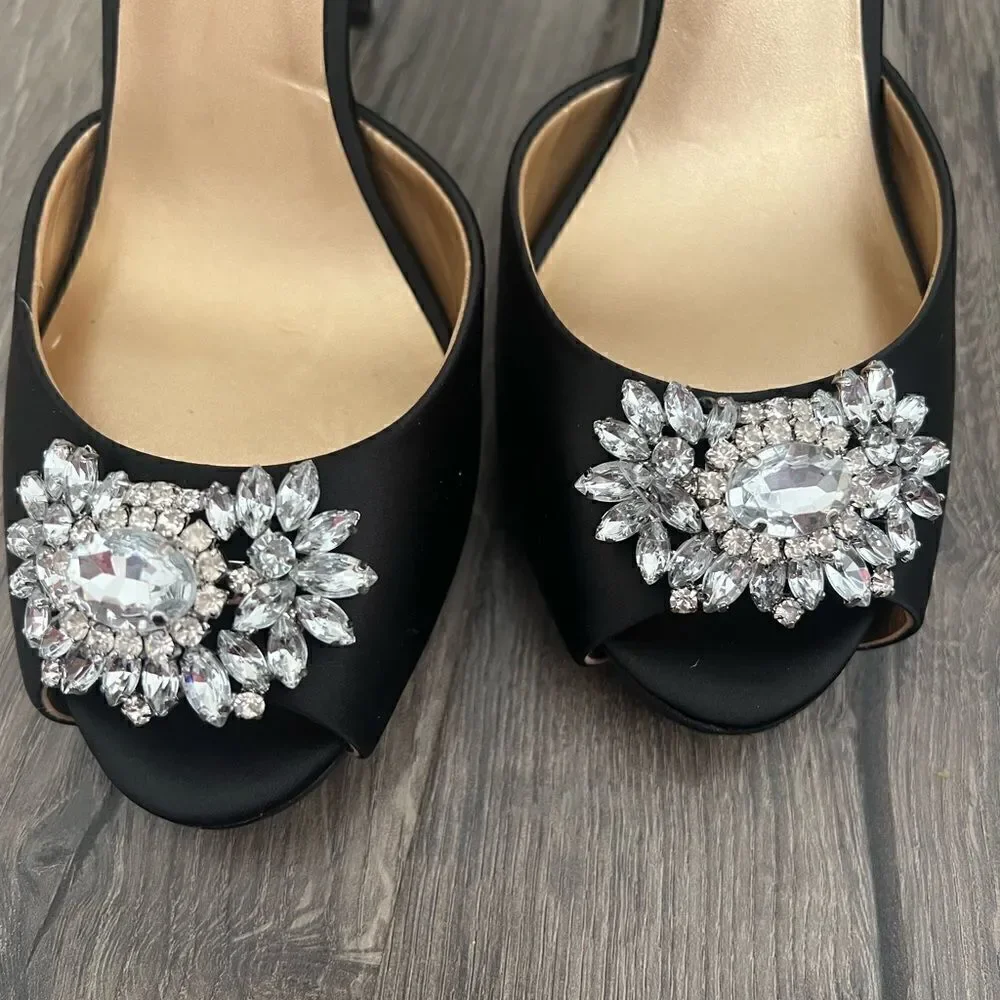 Mark And James By Badgley Mischka Womens Heel size 8